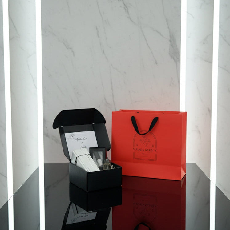 Luxury Lover Gift Set – LuxPlus Diffuser + 30ML Fragrance Oil + Roll-On Perfume