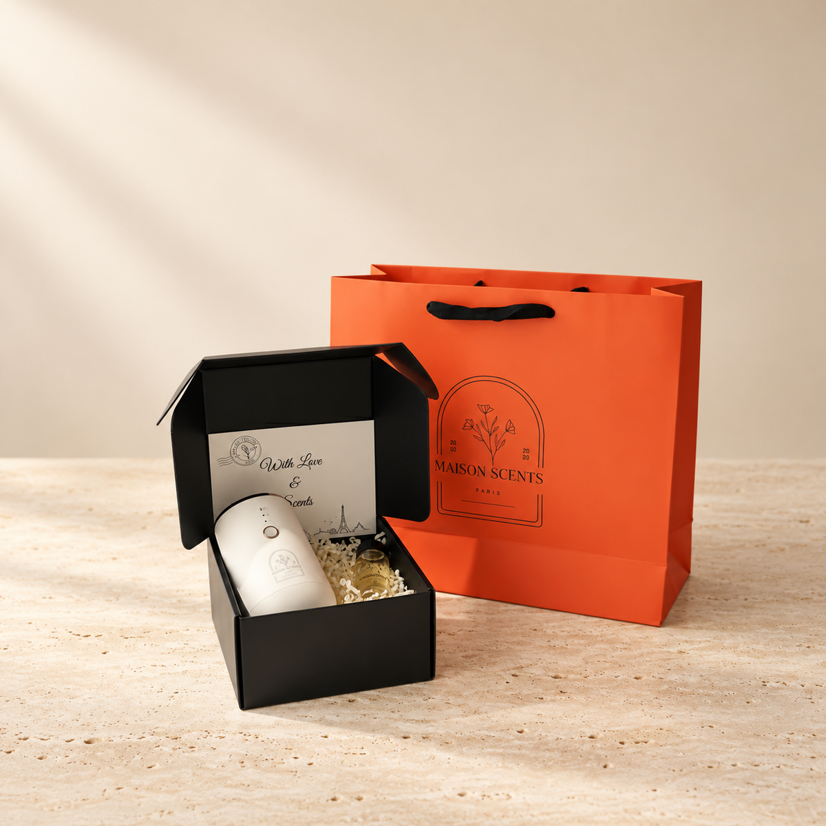 Calm Lover Travel Diffuser + 30 ML Fragrance Oil – Maison Scents luxury product image